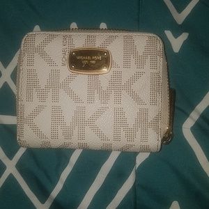 Michael kors small wallet